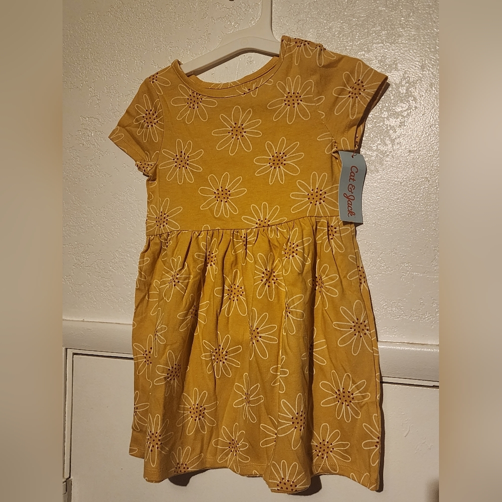 (NWT) Cat & Jack Yellow Flower Dress Size 4T